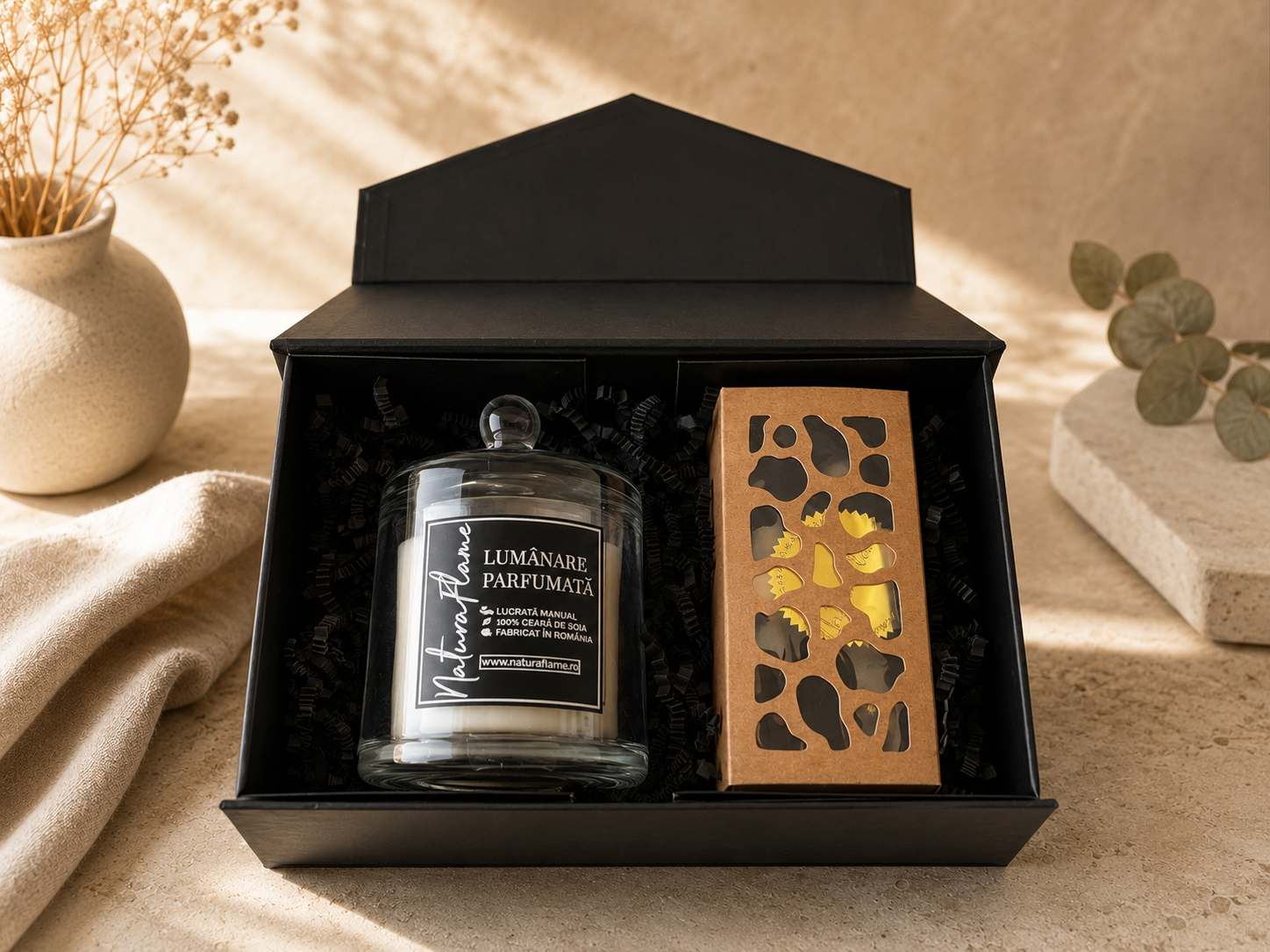 Set Cadou Essence · Lumânare artizanală din ceară de soia NaturaFlame